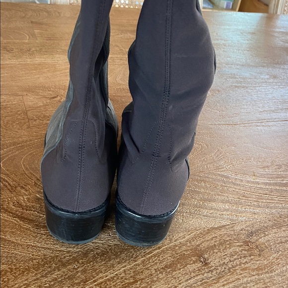 Stuart Weitzman OKB reserve 5050 boots, slate gray - Picture 6 of 11